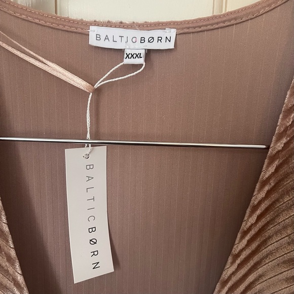 NWT Baltic Born Andi Dress 3X Ribbed Velvet Wrap Dress Champagne Bridesmaid - Picture 6 of 10